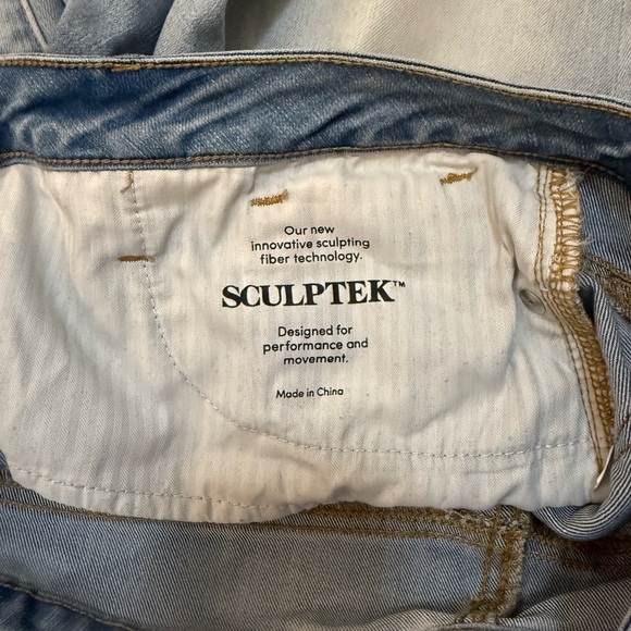Athleta Sculptek light wash jeans women’s size 8P - Picture 7 of 9